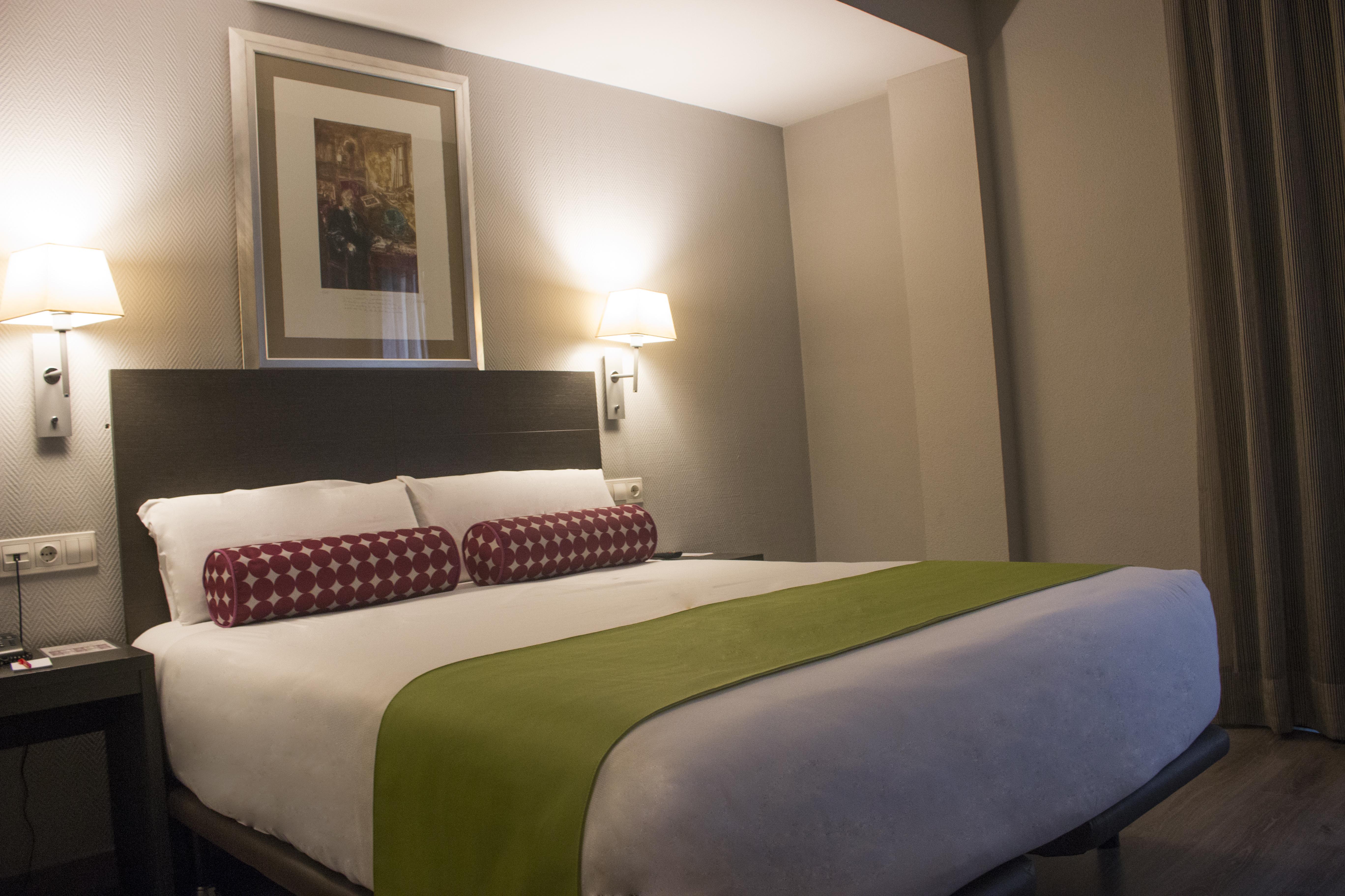 Mercure Madrid Centro Esterno foto