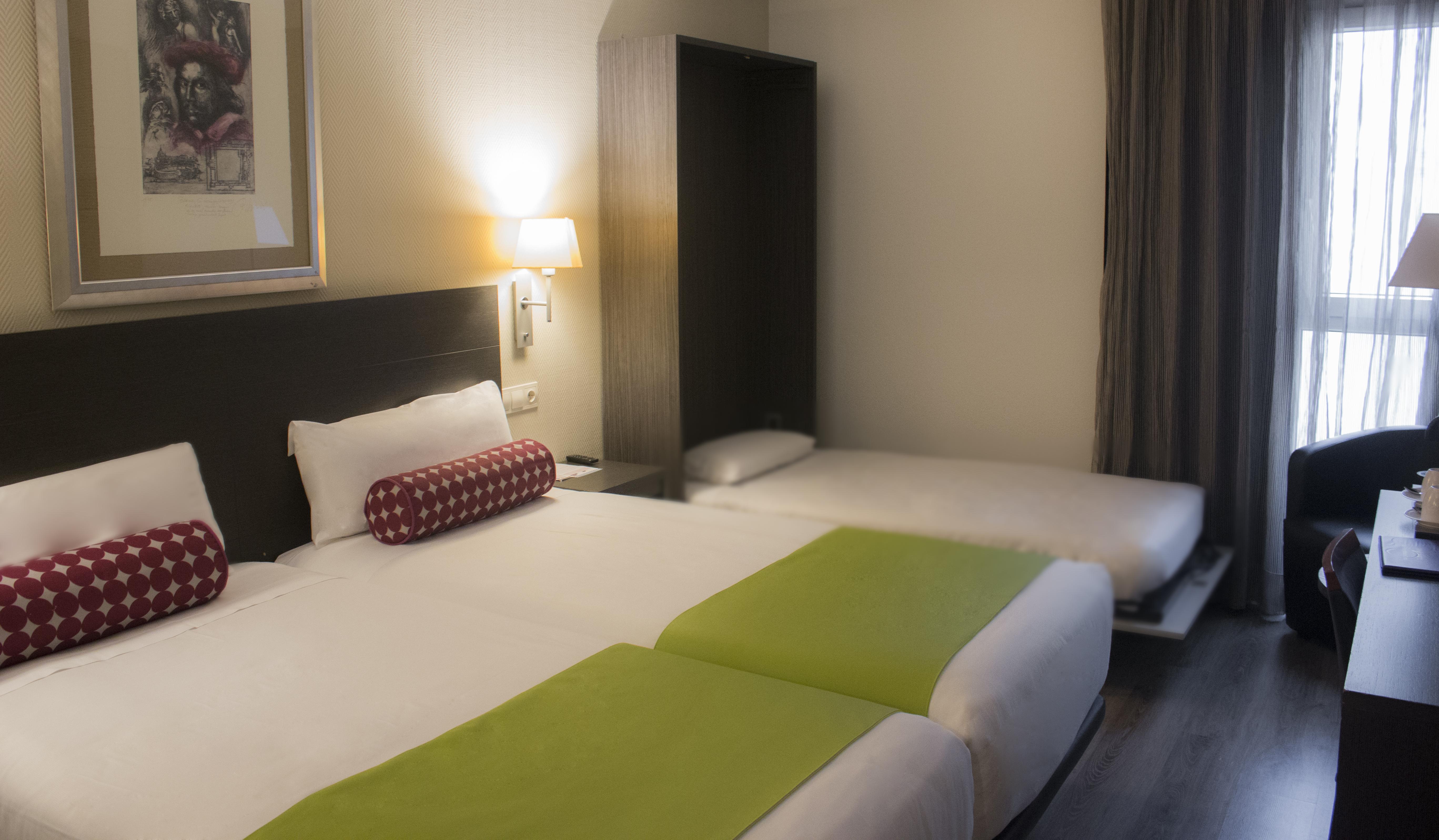 Mercure Madrid Centro Esterno foto
