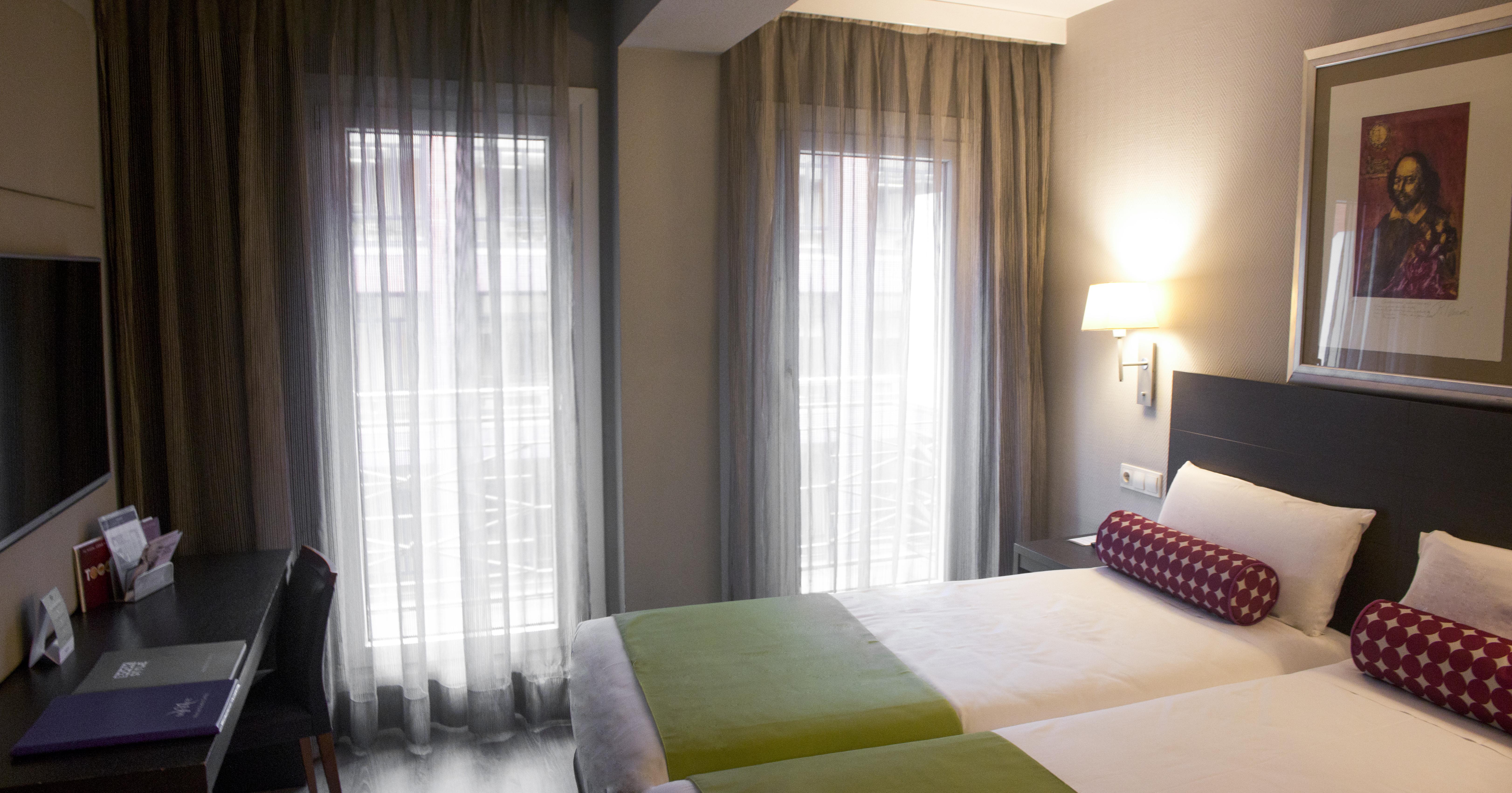 Mercure Madrid Centro Esterno foto