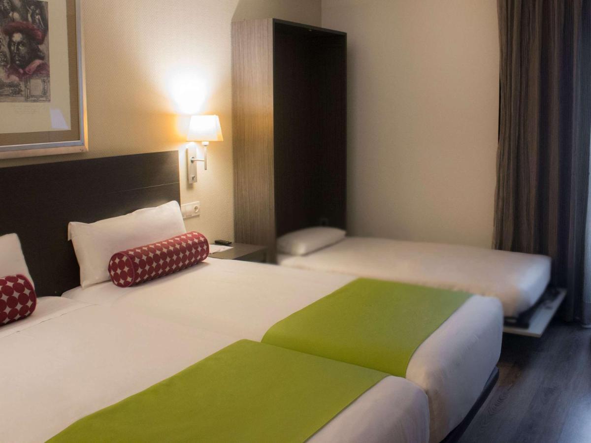 Mercure Madrid Centro Esterno foto